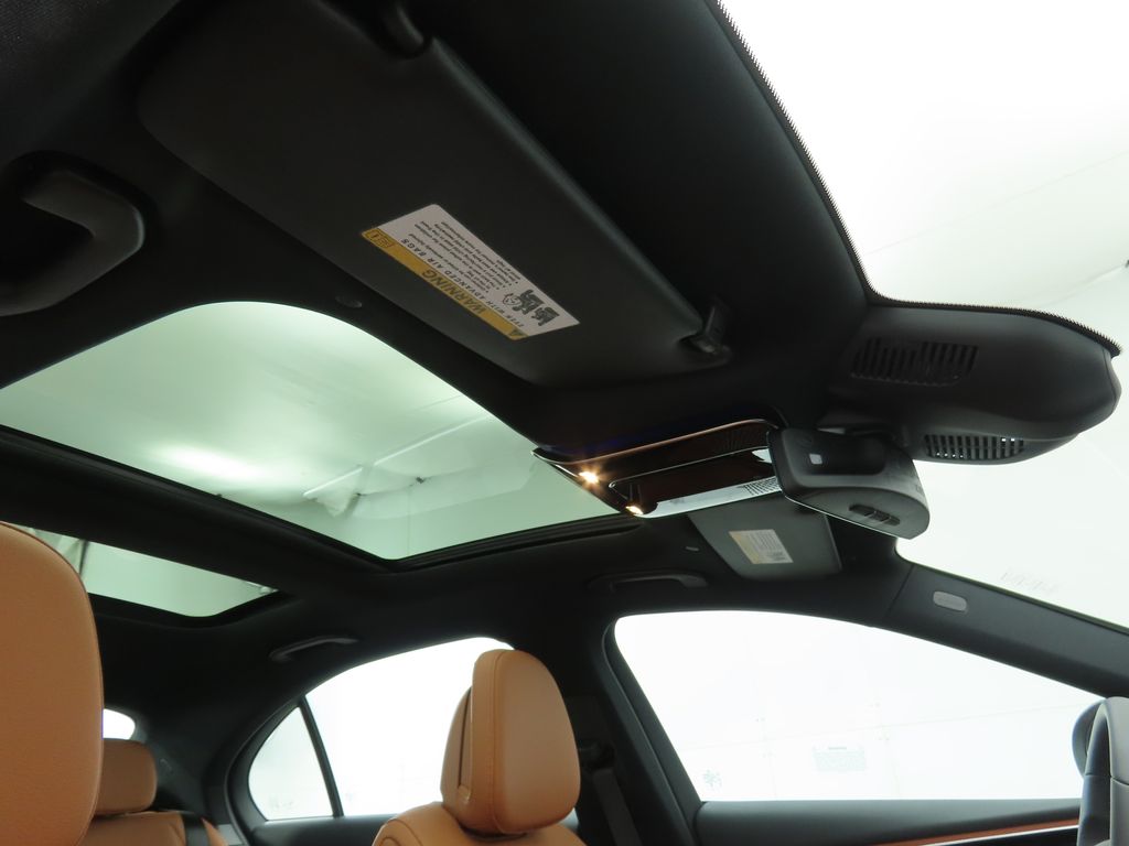 Thumbnail: 2025 Mercedes-Benz C-Class - 18