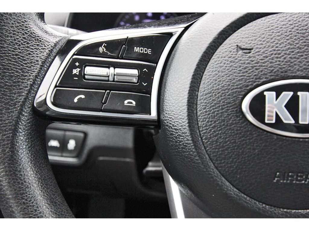 2021 Kia Forte LXS White at Community Toyota