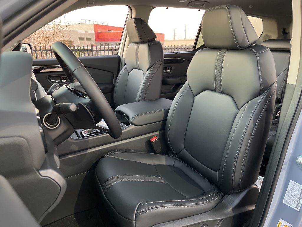 Thumbnail: 2025 Honda Pilot - 13