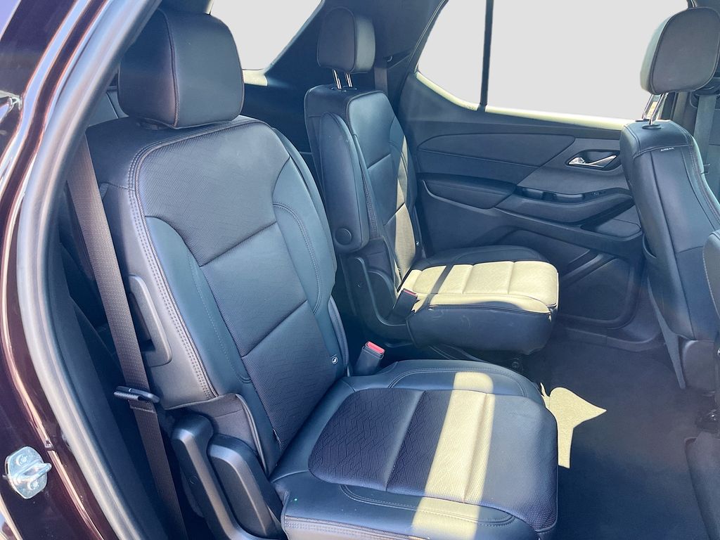 Used 2023 Red Chevrolet High Country image 30