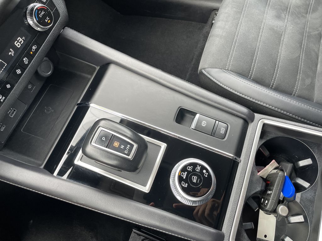 Used 2024 Mitsubishi Outlander SUV