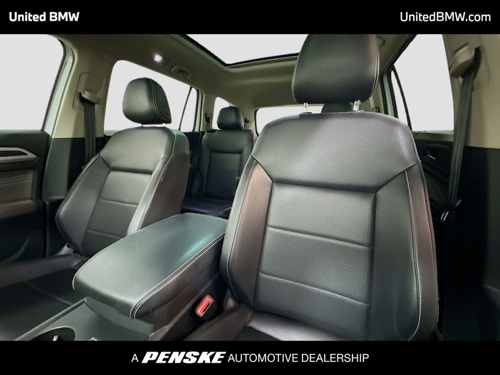 Thumbnail: 2021 Volkswagen Atlas - 5