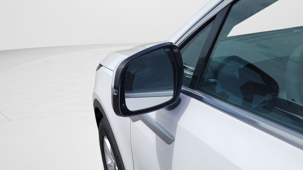 New 2026 White Kia LX image 27