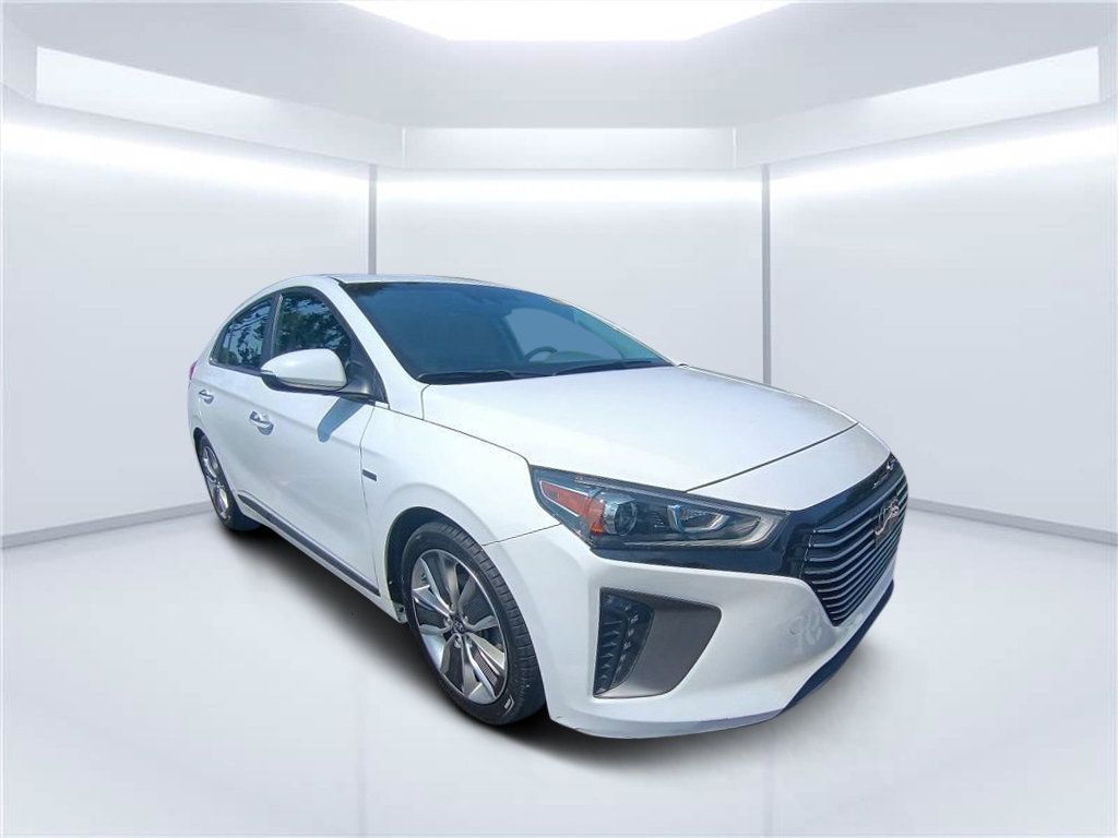Ceramic White 2019 Hyundai Ioniq Hybrid Hatchback Front-Wheel Drive 6-Speed Dual Clutch
