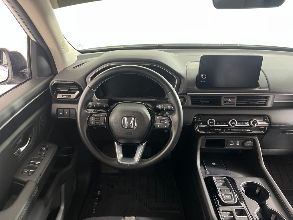 Thumbnail: 2025 Honda Pilot - 2