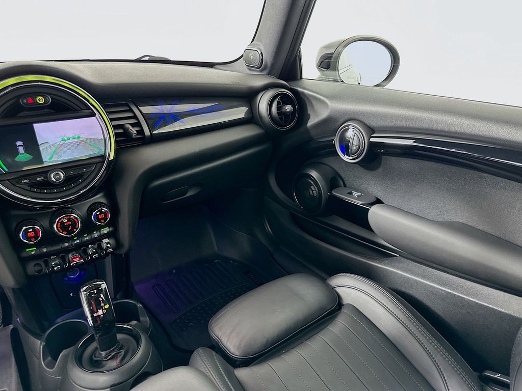 Thumbnail: 2020 MINI Cooper - 24