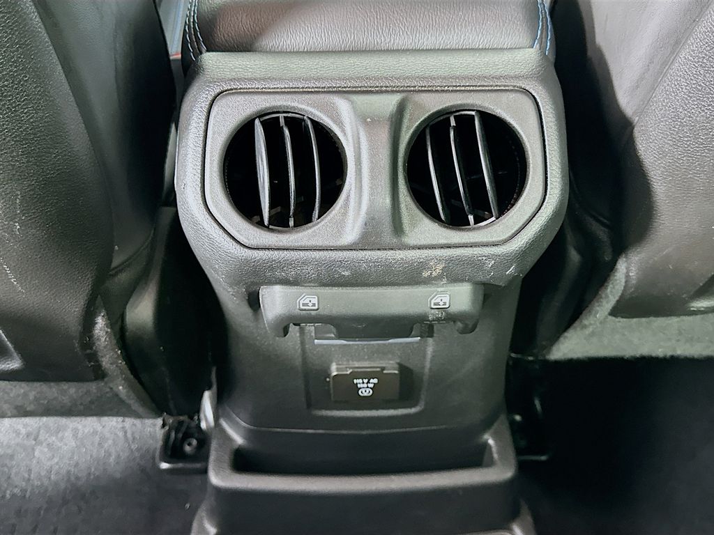 Thumbnail: 2024 Jeep Wrangler - 25