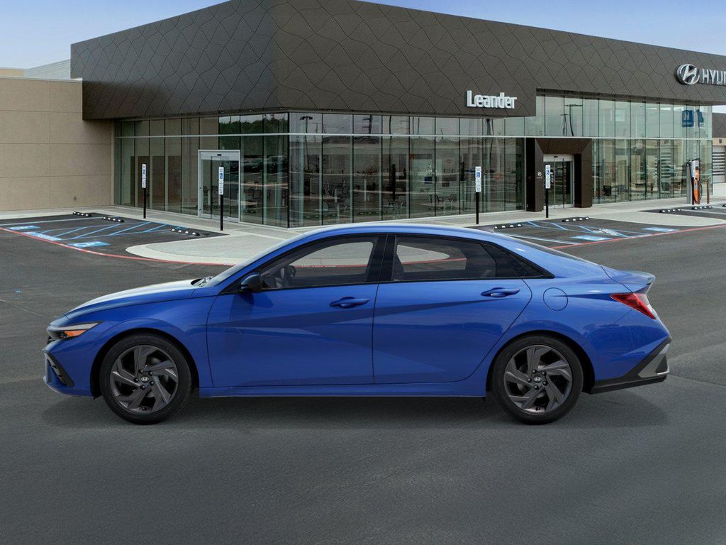 Thumbnail: 2026 Hyundai Elantra - 3