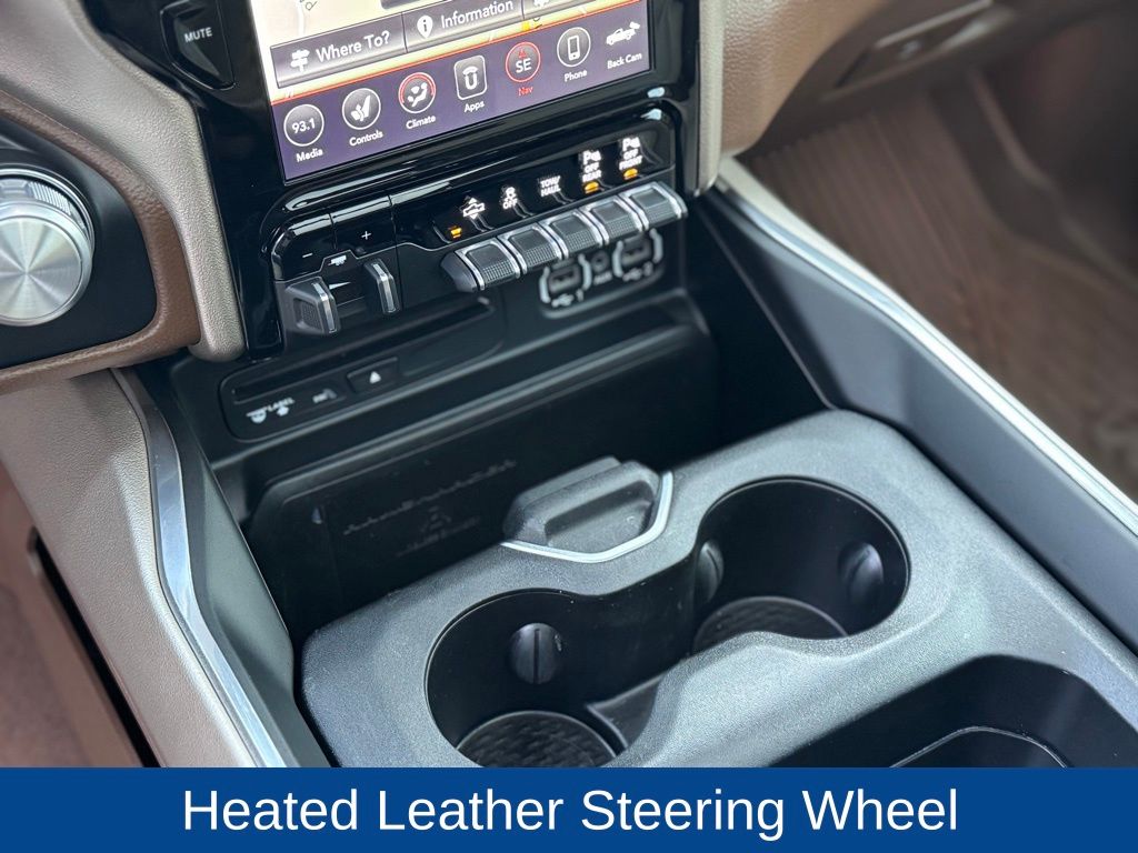 2019 Ram 1500 Laramie Crew Cab 4x4 5'7" Box