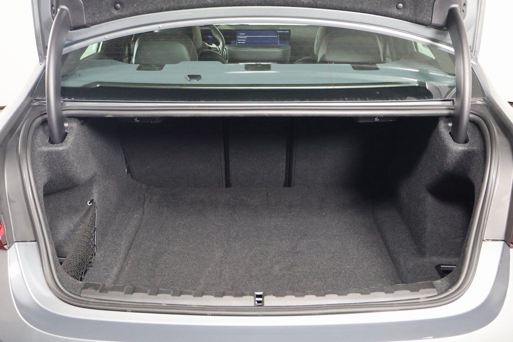 Thumbnail: 2025 BMW 3 Series - 14