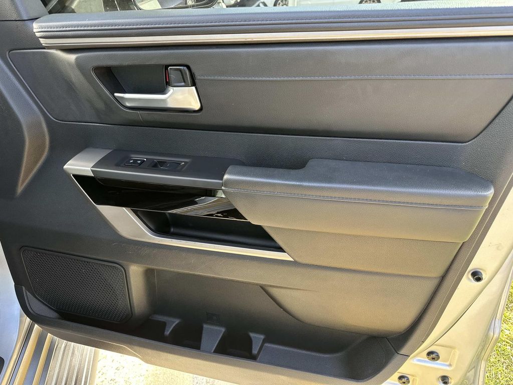 Thumbnail: 2023 Toyota Sequoia - 20