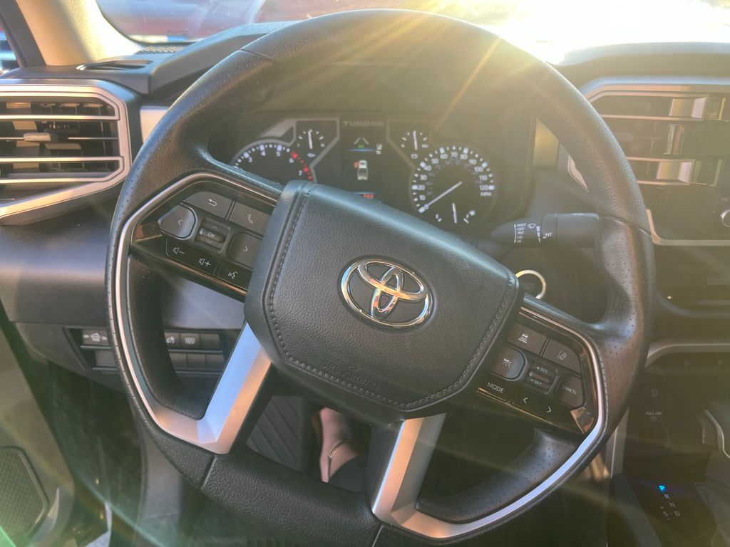 Thumbnail: 2024 Toyota Tundra - 7