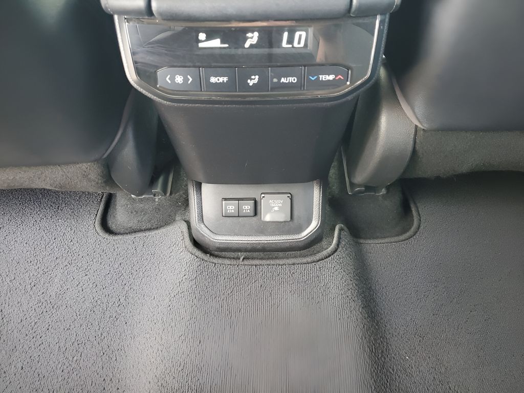 Used Car 2020 Toyota Highlander Hybrid  Limited For Sale Under $25,000 In Austin, Texas