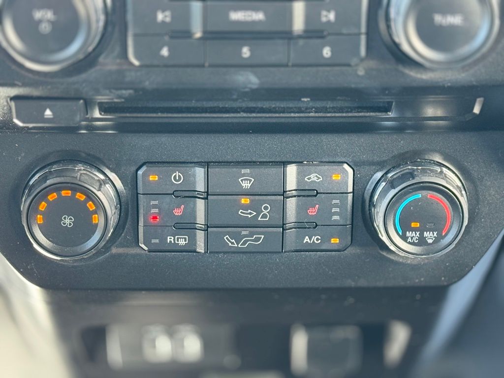 2018 Ford F-150 XLT photo