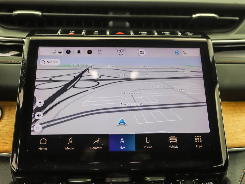 Thumbnail: 2023 Jeep Grand Cherokee L - 16