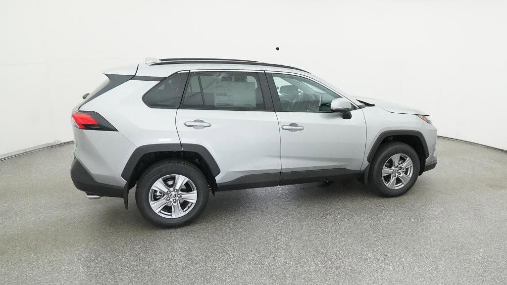 Thumbnail: 2025 Toyota RAV4 - 15