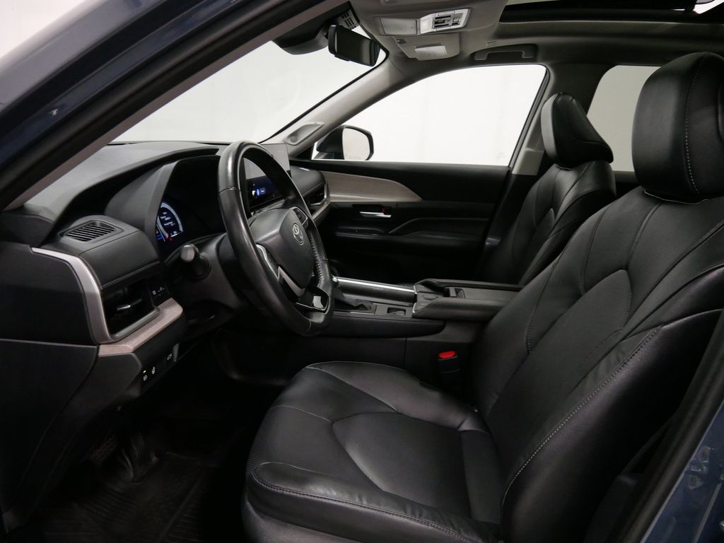Used 2024 Toyota Grand Highlander SUV