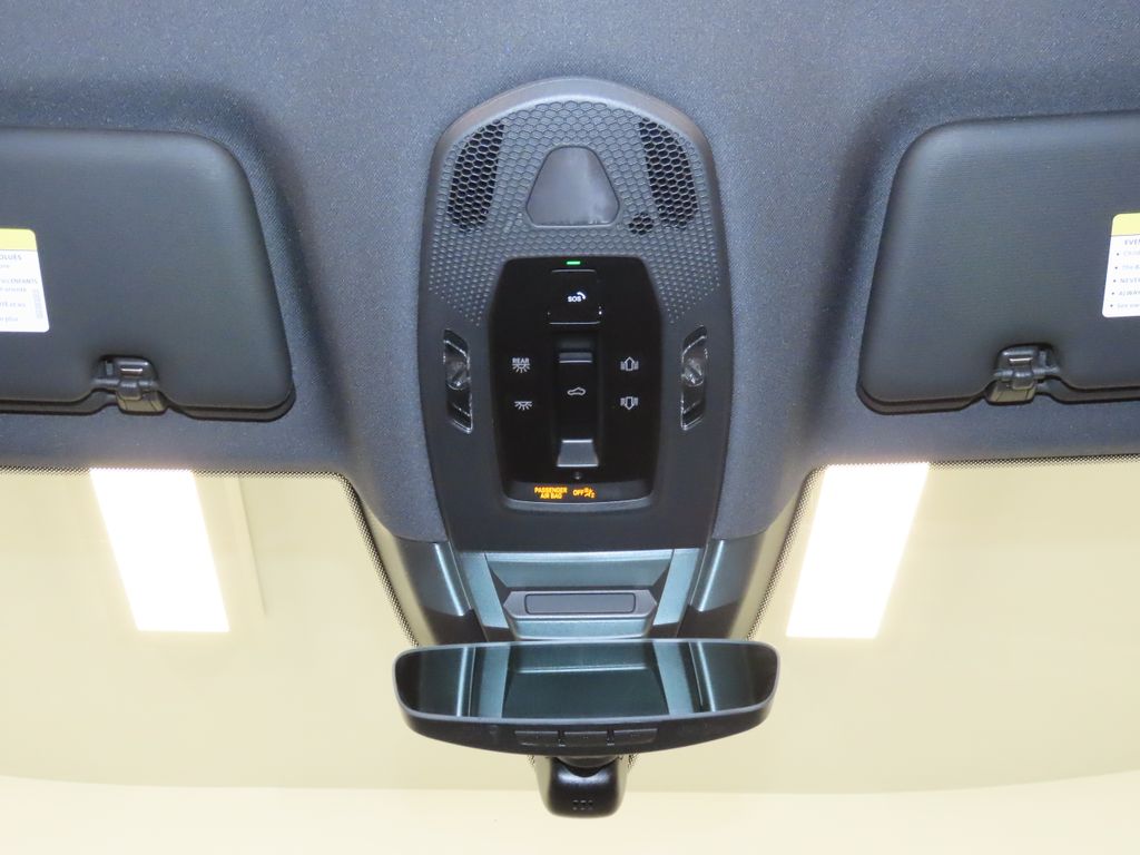 Thumbnail: 2026 Porsche Cayenne - 31