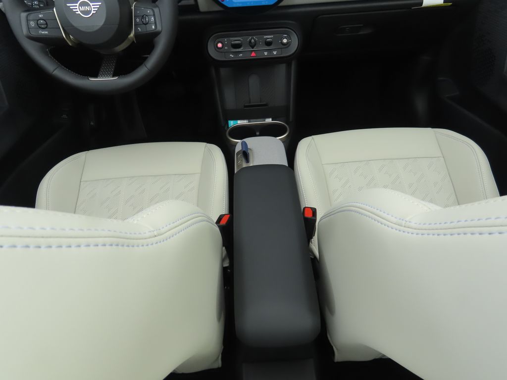 Thumbnail: 2026 MINI Cooper - 26