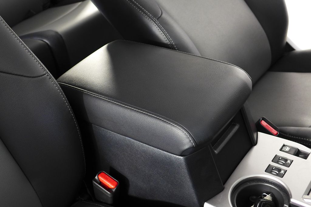 2022 Toyota 4Runner SR5 16