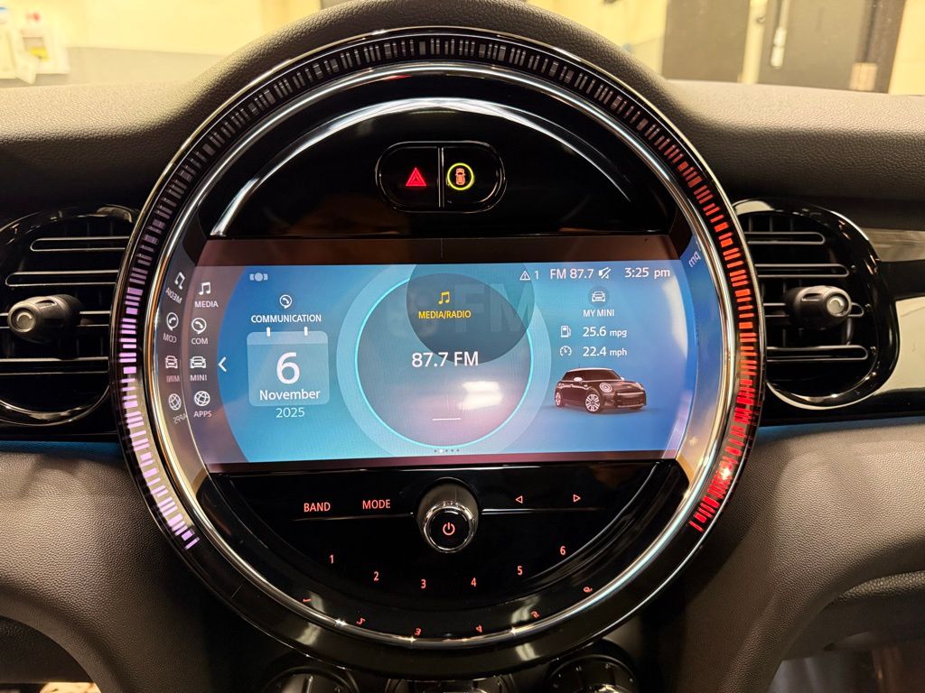 Thumbnail: 2023 MINI Cooper - 16