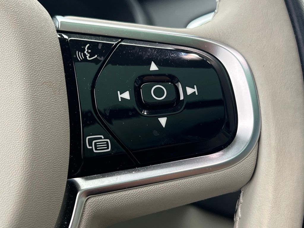 Thumbnail: 2024 Volvo XC90 - 18