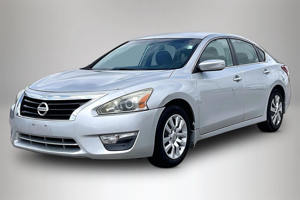 Used 2013 Nissan Altima 2.5 S 4D Sedan