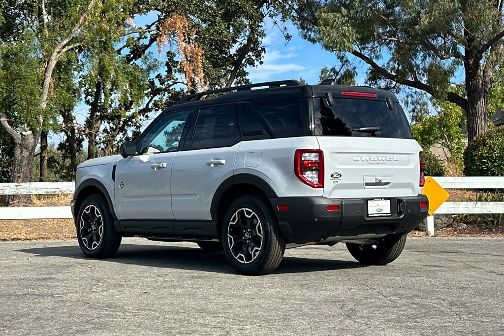 New 2026 White Ford Outer Banks image 6