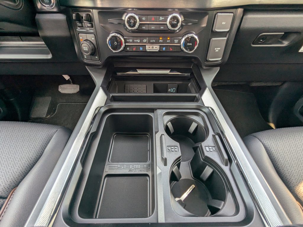 2025 Ford F-250 Super Duty Lariat