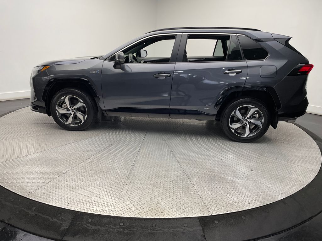 2023 Toyota RAV4 Prime SE 8