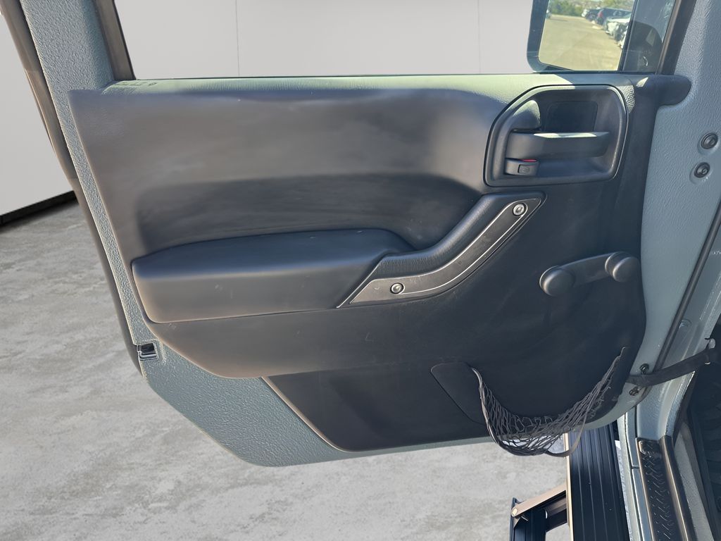 Used Car 2015 Jeep Wrangler  Rubicon For Sale Under $25,000 In Austin, Texas