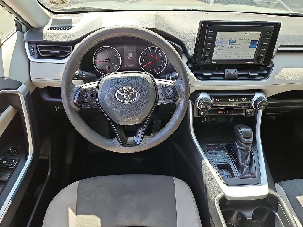 Thumbnail: 2021 Toyota RAV4 - 11