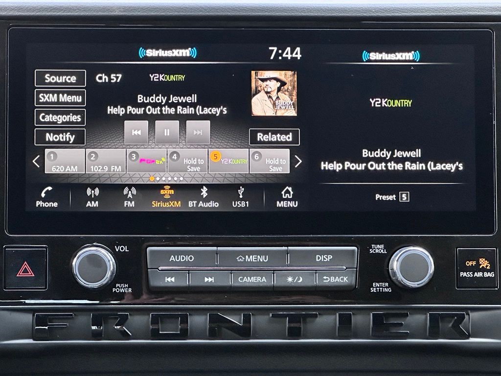 New 2026 Glacier White Nissan Crew Cab SV image 20