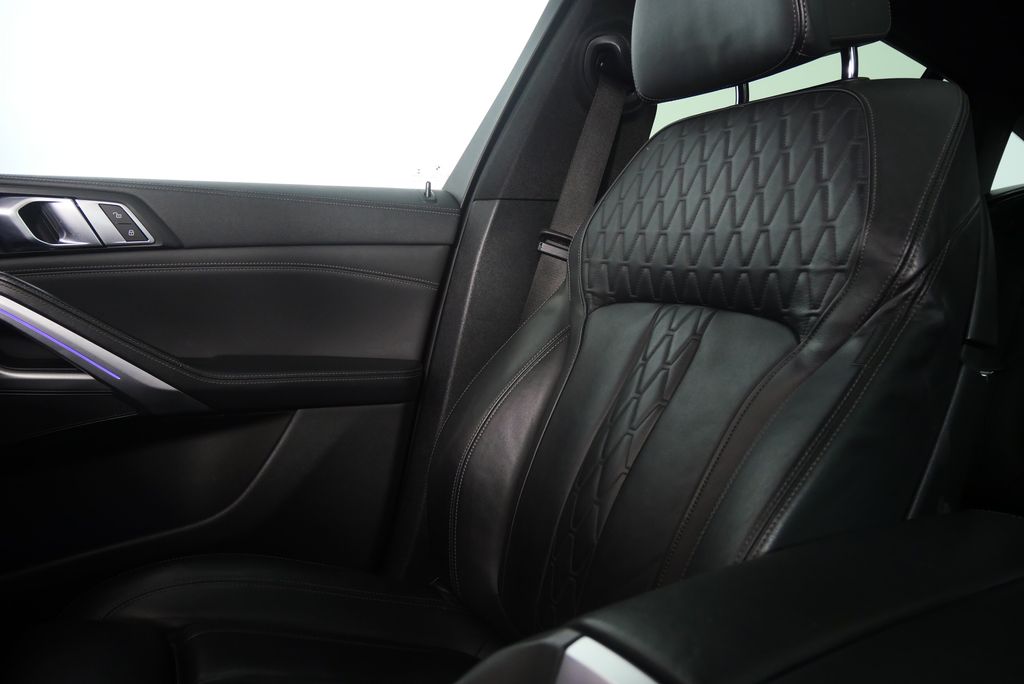 Thumbnail: 2022 BMW X6 - 29