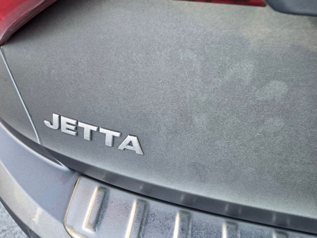 2019 Volkswagen Jetta - $12,624