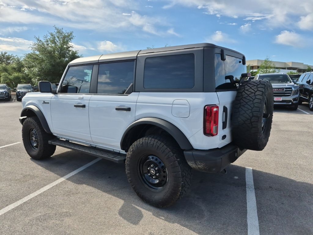 Used Car 2022 Ford Bronco  Black Diamond For Sale Under $35,000 In Austin, Texas