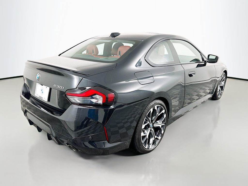 Thumbnail: 2025 BMW 2 Series - 5