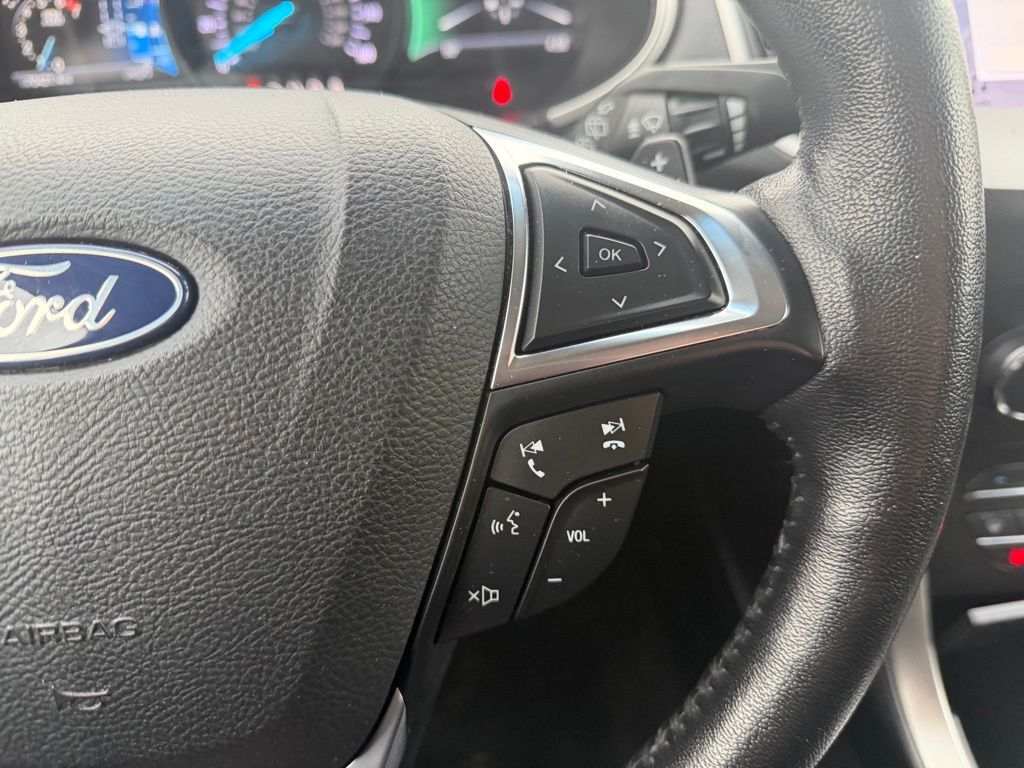 2019 Ford Edge SEL Black at South Hills CDJR