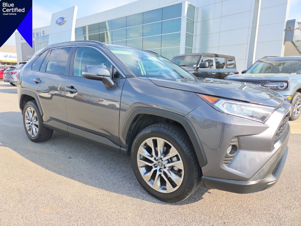 2019 Toyota RAV4 XLE Premium