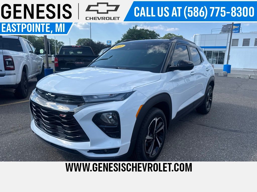 Summit White 2022 Chevrolet Trailblazer SUV / Crossover Four-Wheel Drive 9-Speed Automatic