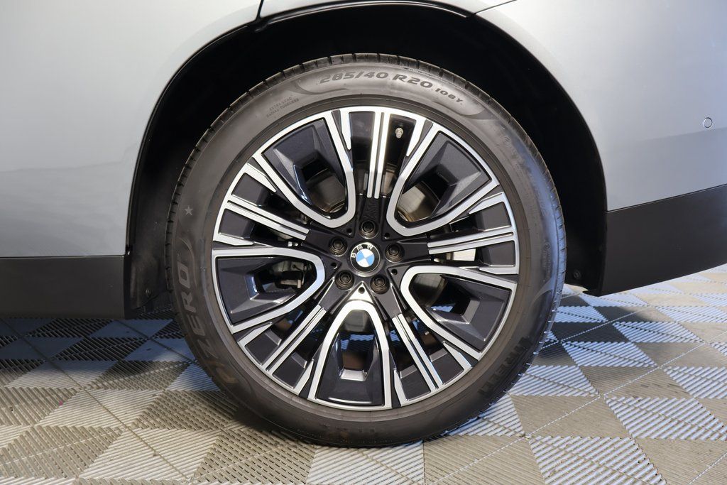 Thumbnail: 2025 BMW X3 - 16