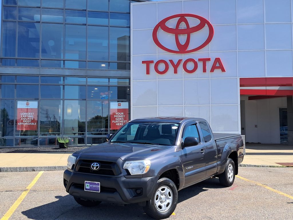 Magnetic Gray Metallic 2015 Toyota Tacoma Pickup Truck 4X2 4-Speed Automatic