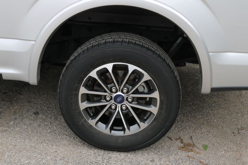 Used Car 2019 Ford F-150  Xlt For Sale Under $25,000 In Austin, Texas