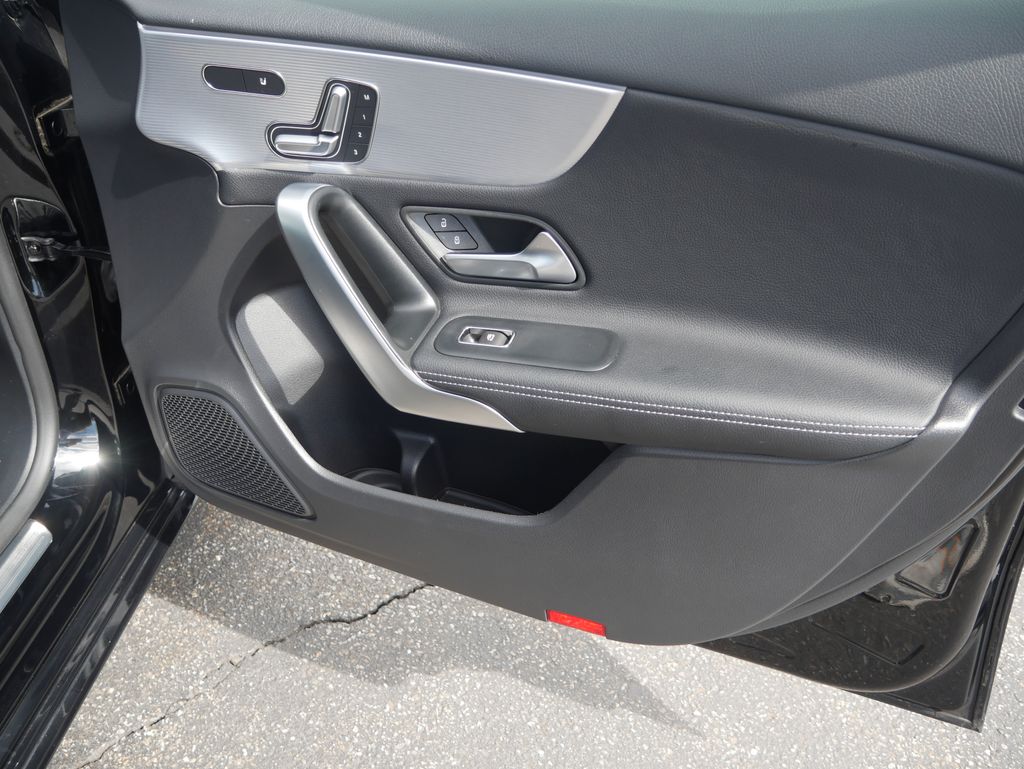 Thumbnail: 2022 Mercedes-Benz A-Class - 21