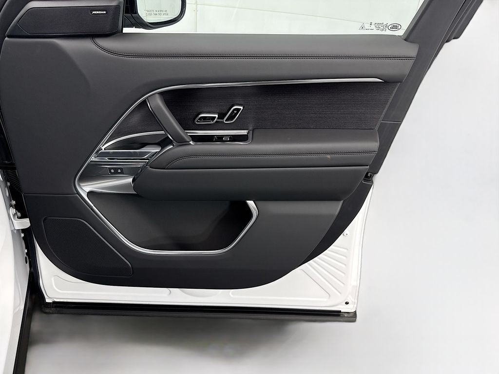 Thumbnail: 2026 Land Rover Range Rover - 24