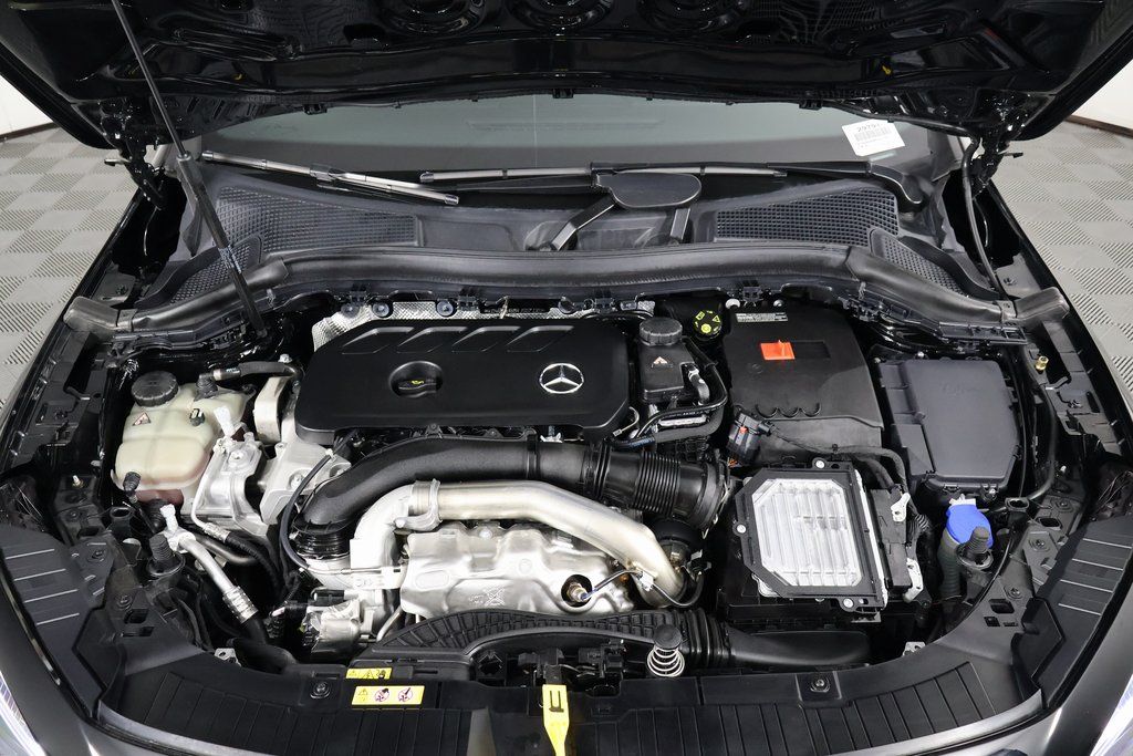 Thumbnail: 2024 Mercedes-Benz GLA - 15