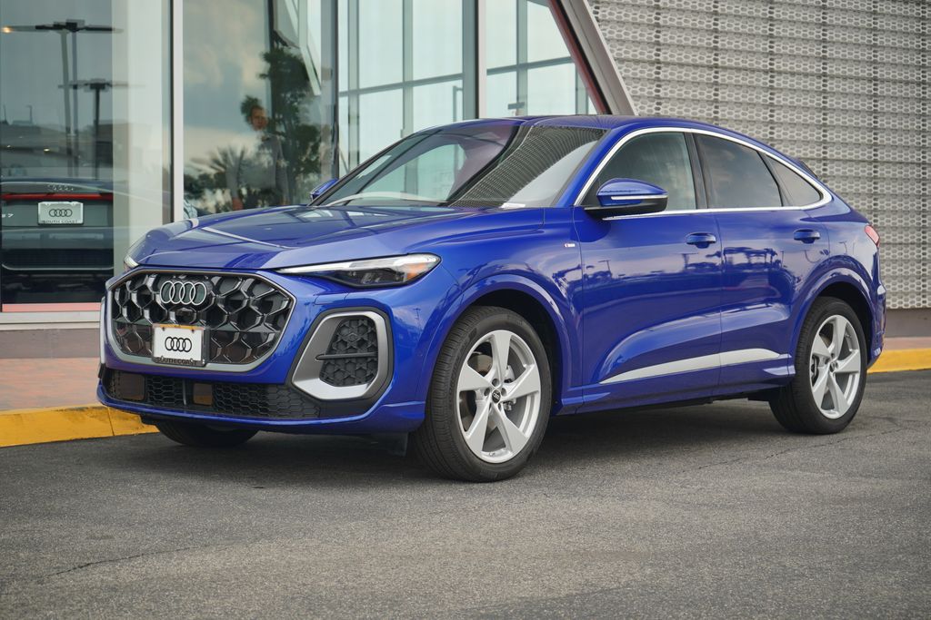 Thumbnail: 2025 Audi Q5 - 1