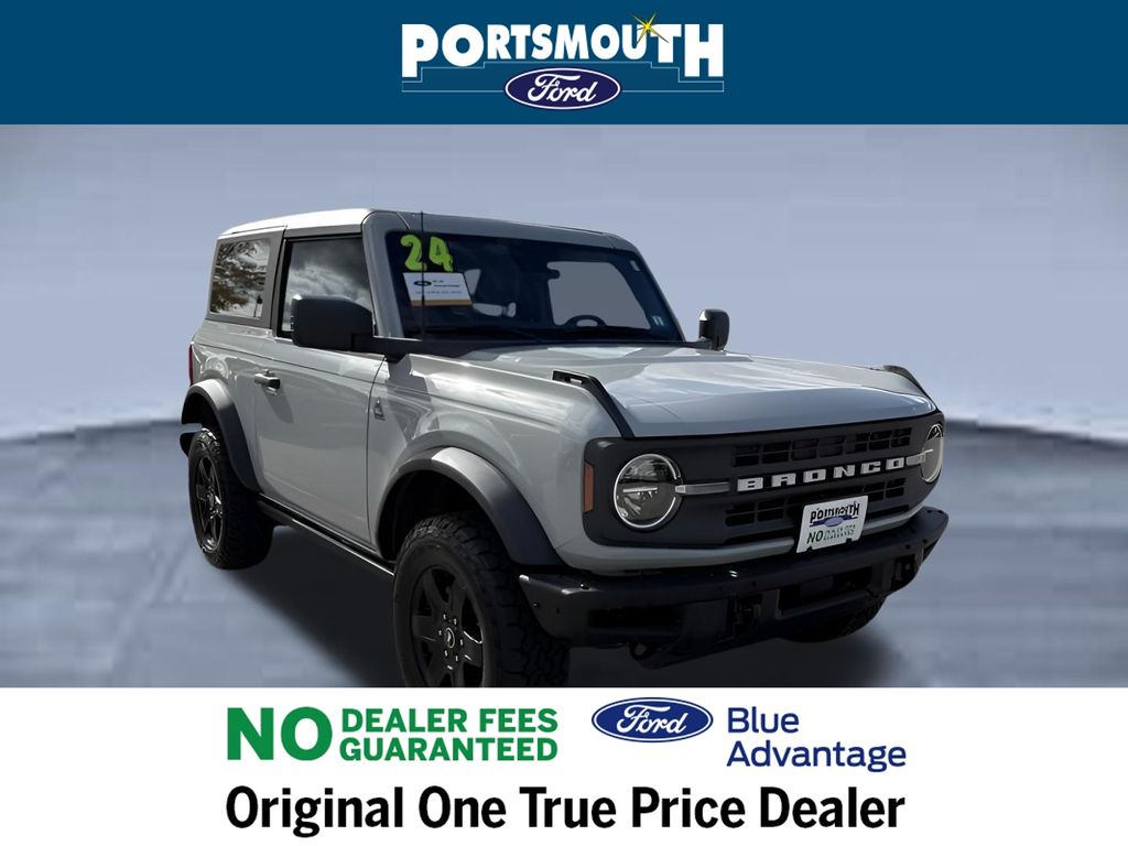 Cactus Gray 2024 Ford Bronco Black Diamond 2-Door 4WD SUV / Crossover Four-Wheel Drive 7-Speed Manual