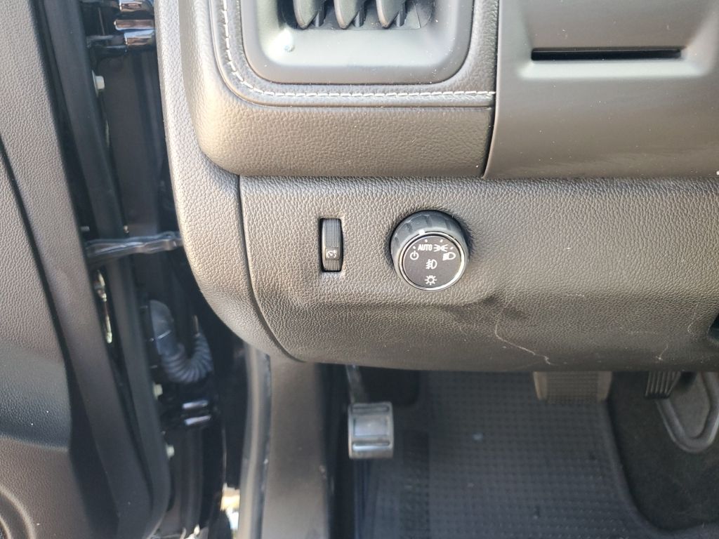 Used Car 2017 Gmc Canyon  Denali For Sale Under $30,000 In Austin, Texas