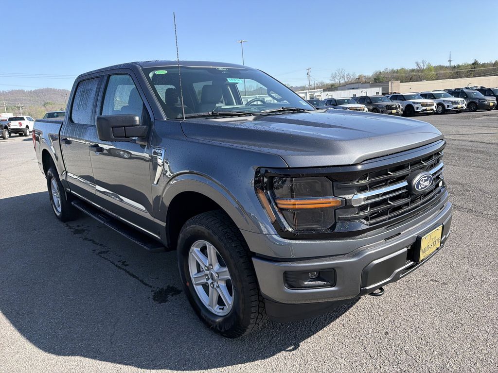 View vehicle photo 3